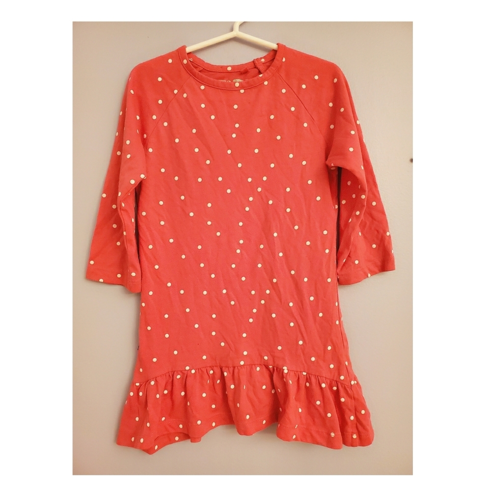 Girls 3/4 sleeve shirt w/ruffles and polka dots